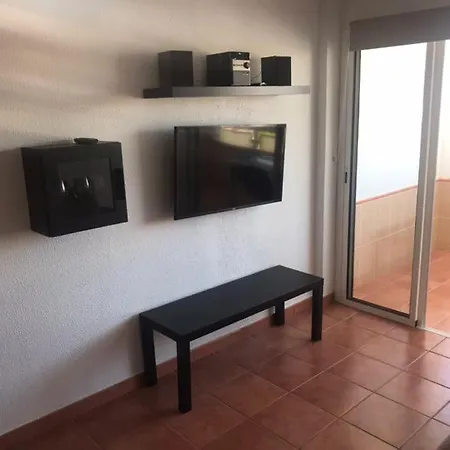 Apartmán 5 Min Walk From Yumbo 310