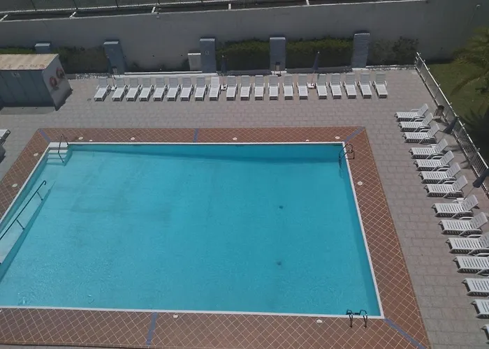 5 Min Walk From Yumbo 310